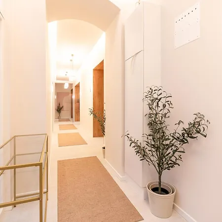 לינה וארוחת בוקר Szerb Boutique - Location, By Bqa בודפשט